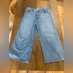 Zara white leg blue jeans modern style